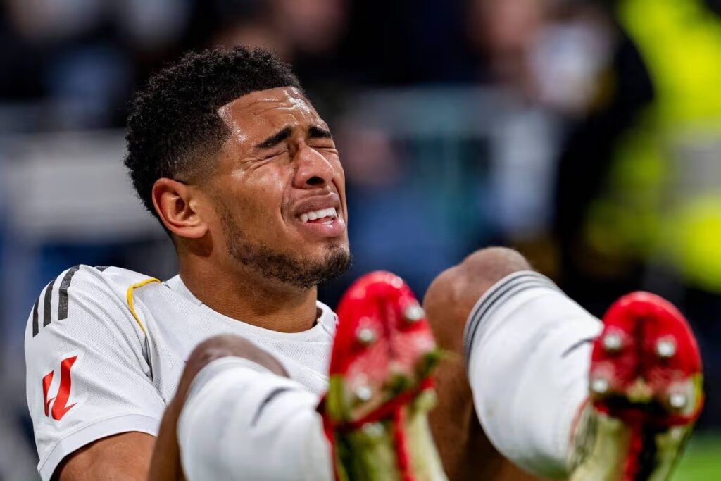 بيلينغهام يثير القلق: صورة بقناع أكسجين وإصابة