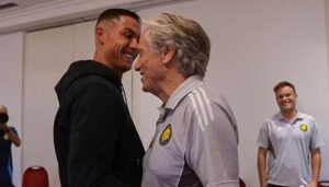 جيسوس يستبعد 7 لاعبين من النصر لمواجهة أركاداغ