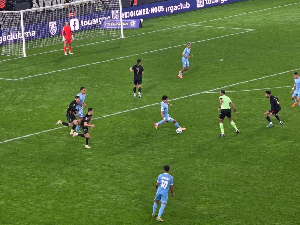 اتحاد تواركة يتعادل مع الجيش الملكي في ديربي العاصمة (1-1)