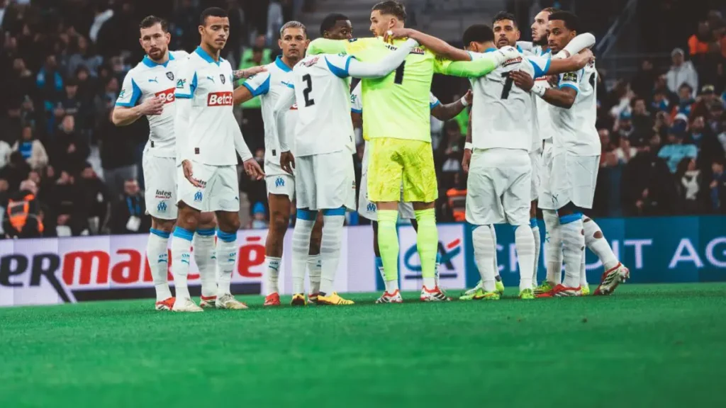 أندية أوروبية تتنافس مع مارسيليا لضم الواحدي المغربي