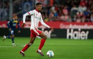 الصحافة الإسبانية تشيد بعودة أوناحي المظفرة لجيرونا