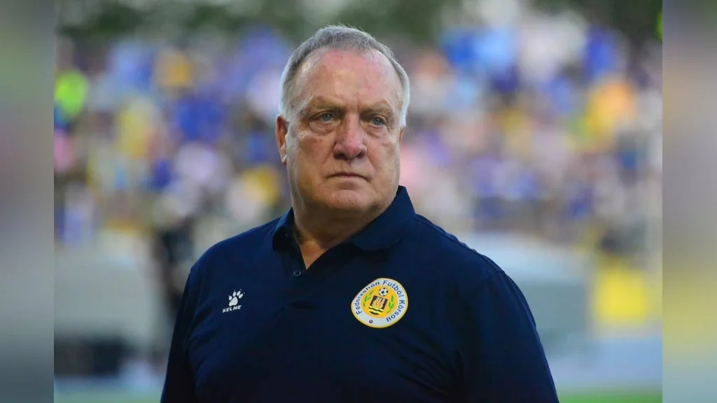 أدفوكات يترك تدريب كوراساو قبيل كأس العالم بسبب عائلته