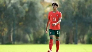 رونالدو جونيور يتوج بلقب الغارف مع منتخب البرتغال تحت 16 سنة