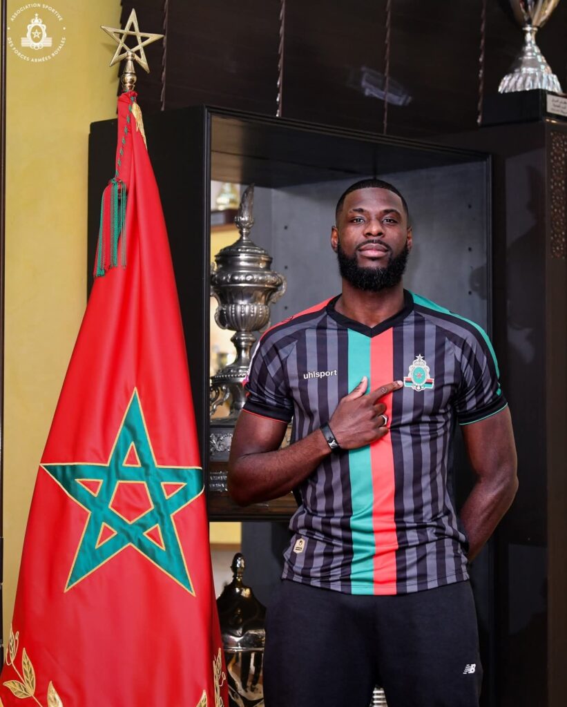 الجيش الملكي يعلن تعاقده رسميًا مع المهاجم لورا غيتان