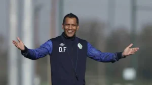 فادلو ينتقد التحكيم بعد تعادل الرجاء والنهضة