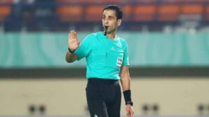 "الكاف" يعلن عن طاقم تحكيم مباراة نهضة بركان وريفرز يونايتد