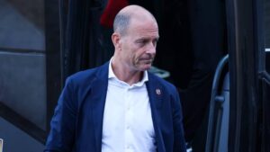 توروب يشيد ببلعمري ويعلق على غياب تريزيجيه وزيزو