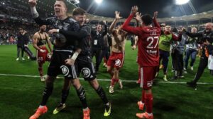 بريست الفرنسي يحذر جماهيره بعد رمي رقائق البطاطس