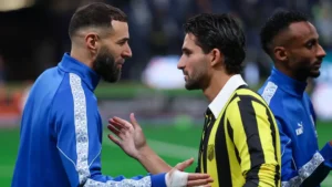 بنزيما يلغي متابعة عوار بعد كلاسيكو الهلال والاتحاد