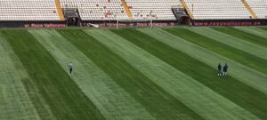 الليغا تؤجل مباراة رايو فاييكانو وأوفييدو لسوء الملعب.