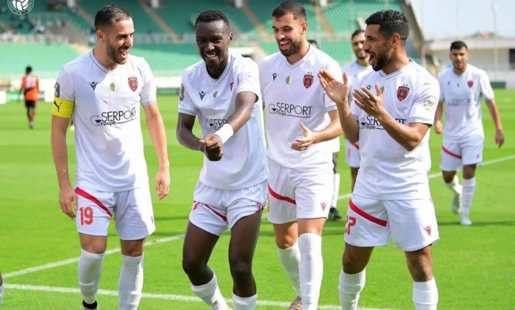 اتحاد الجزائر يفوز على سان بيدرو ويُعزز الصدارة الأفريقية