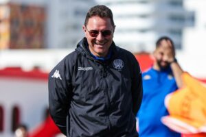 بنهاشم يشيد بروح لاعبي الوداد بعد الفوز والتأهل.