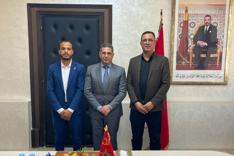 والي سوس ماسة يستقبل مسؤولي أولمبيك الدشيرة لبحث التعاون