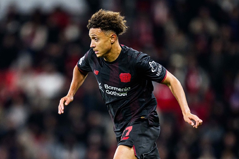 هيولماند يوضح سبب استبعاد بن صغير من تشكيلة ليفركوزن