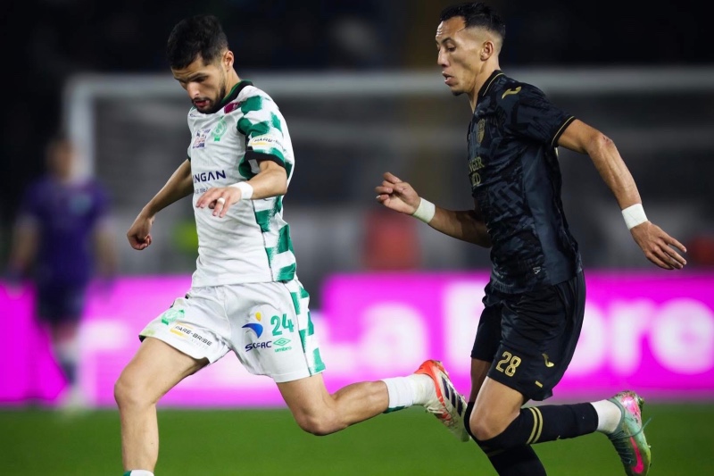 الرجاء يحتج رسميًا على تحكيم مباراة اتحاد طنجة