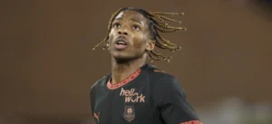 مانشستر سيتي يضم سيمينيو بـ72 مليون يورو في الشتاء