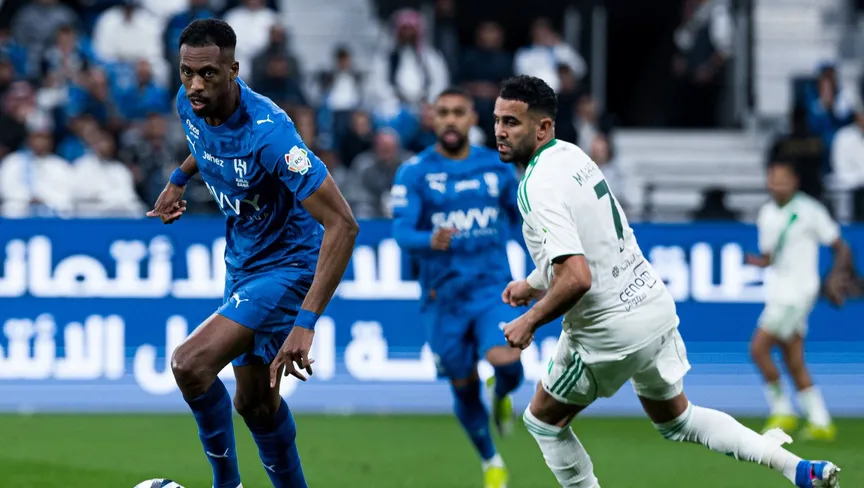 الهلال والأهلي يتعادلان سلبيًا في قمة دوري روشن