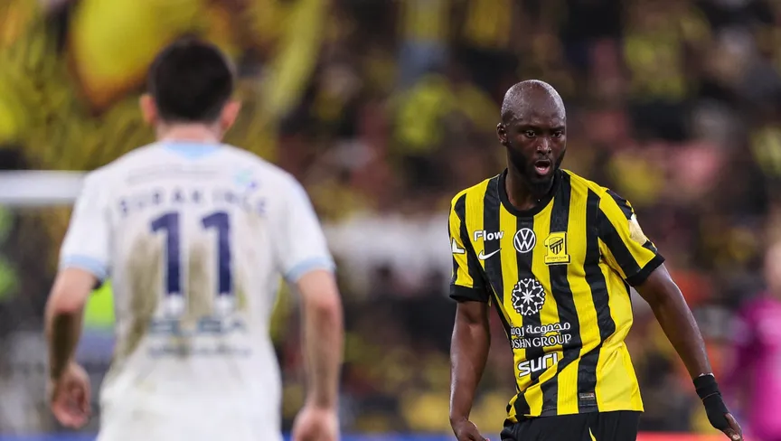 الاتحاد السعودي يقرر تجديد عقود لاعبيه بعد رحيل النجوم