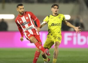 المغرب الفاسي يتعادل مع الكوكب المراكشي بهدف لكل فريق