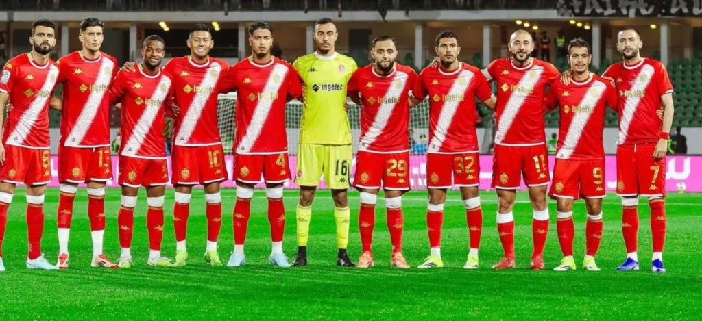 الوداد الرياضي يدين أحداث العيون ويستنكر الاعتداءات على الفريق