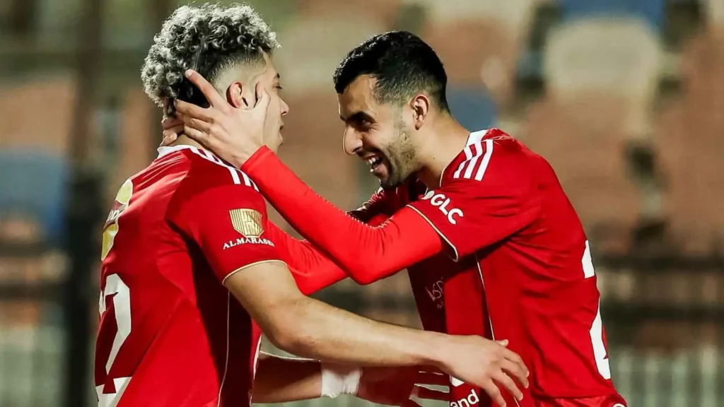 بلعمري يتألق في أول مباراة أساسي مع الأهلي أمام الجونة