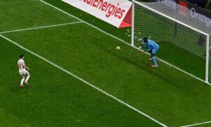 ندياي السنغالي يعلق على ركلة جزاء إبراهيم دياز الضائعة