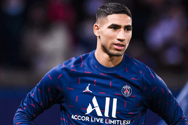 حكيمي يسجل اسمه ضمن قائمة أفضل المدافعين عالميًا