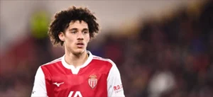 فيفا يحسم الجدل: أكليوش لن يلعب لمنتخب الجزائر