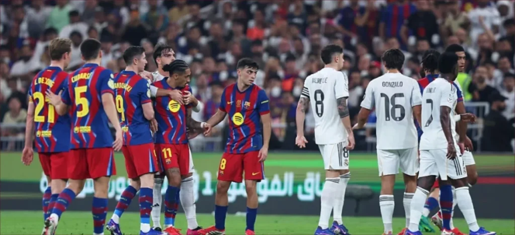 فليك يسخر من ريال مدريد ردًا على منتقدي برشلونة