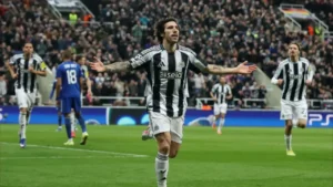 نيوكاسل يعلن تأهله لثمن نهائي دوري الأبطال بفوزه على كاراباغ