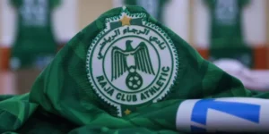 الرجاء يعيد المكعازي إلى صفوفه قبل مواجهة طنجة