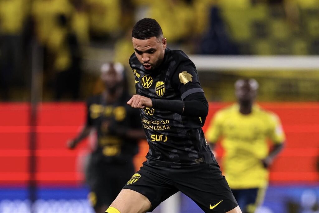 النصيري يظهر بمستوى متواضع في أول مباراة مع الاتحاد