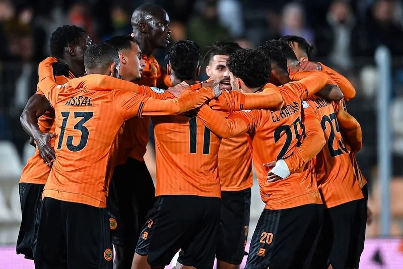 نهضة بركان يفوز على الزمامرة 2-1 في البطولة الاحترافية