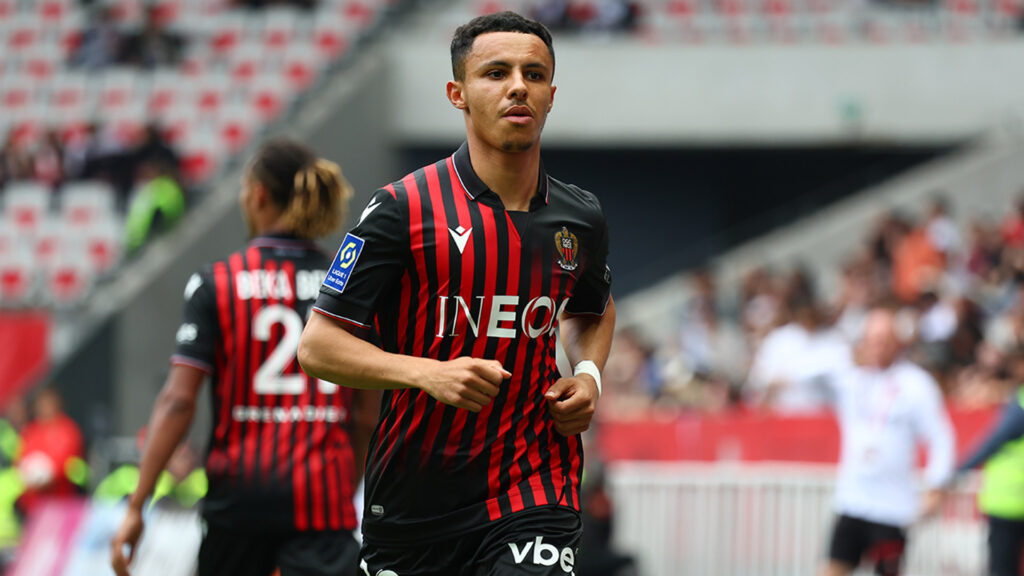 ديوب يقود نيس للتأهل بكأس فرنسا بهدف حاسم