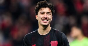 إصابة مازا تثير القلق في الجزائر واللاعب يوجه رسالة إلى الجماهير