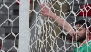 هدف ملغى بشباك ممزقة يثير أزمة في الدوري الأردني