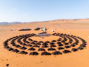 ماراطون الرمال 2026: مشاركة قياسية في النسخة الأربعين