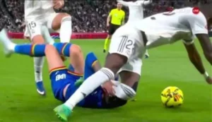 مدافع خيتافي: روديغر حاول إصابتي عمداً بركبته