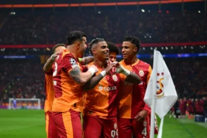 غلاطة سراي يفوز على ليفربول بدوري الأبطال بنتيجة 1-0