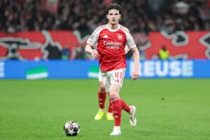 آرسنال يبدأ مفاوضات لتمديد عقد ديكلان رايس