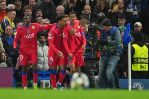 سان جيرمان يسحق تشيلسي بثلاثية ويتأهل لربع النهائي بدوري الأبطال