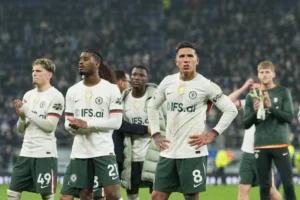 تشيلسي يتلقى هزيمة قاسية أمام إيفرتون بثلاثية نظيفة