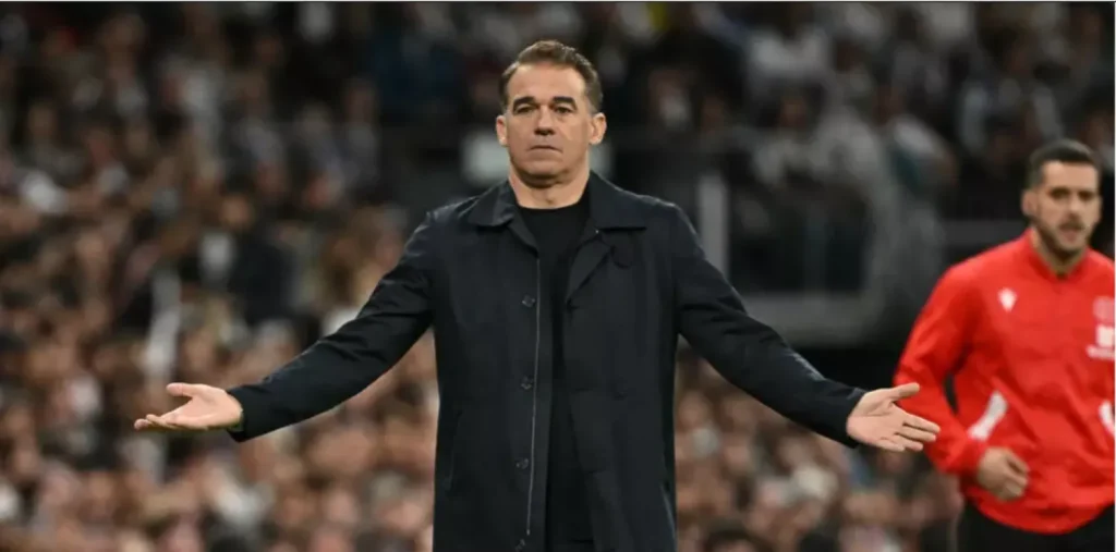 إشبيلية يعلن عن لويس غارسيا مدربًا جديدًا لتفادي الهبوط