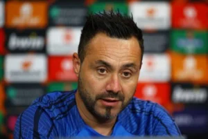 جماهير توتنهام ترفض دي زيربي.. رسالة لإدارة النادي