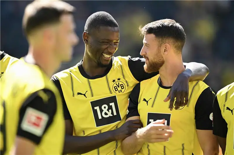 الاتحاد السعودي يبدأ مفاوضات ضم غيراسي من دورتموند