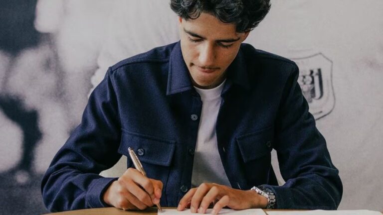 أندرلخت البلجيكي يوقع عقدًا احترافيًا مع المغربي لوغماني