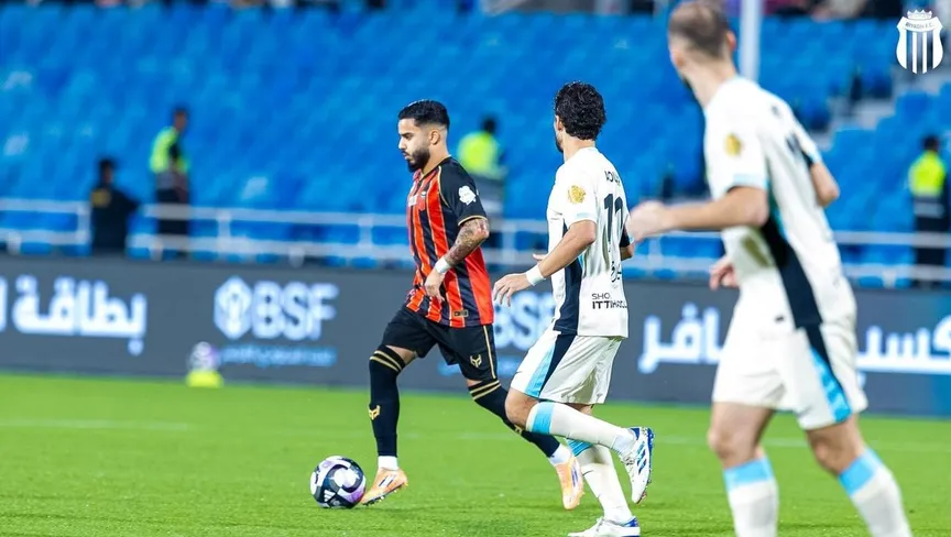 الاتحاد يسقط أمام الرياض بثلاثية رغم هدف النصيري بالدوري السعودي