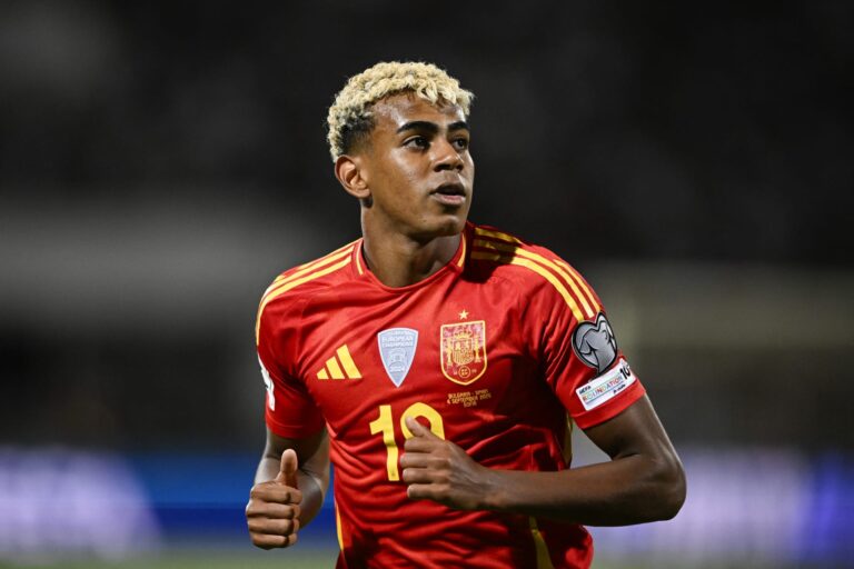 إسبانيا تخطف موهبة مغربية جديدة بعد قرار تمثيل "لاروخا"