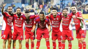 لياندرو البرازيلي يسجل هدفًا صاروخيًا على طريقة كارلوس