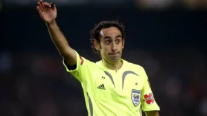 حكم إسباني سابق: تتويج المغرب بالكان تطبيق صارم للقوانين